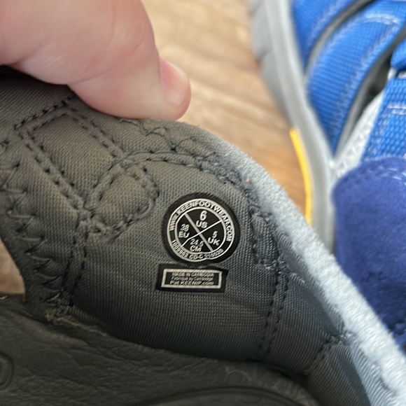 Keen Men’s Water Hiking Water Sandals - Picture 7 of 8